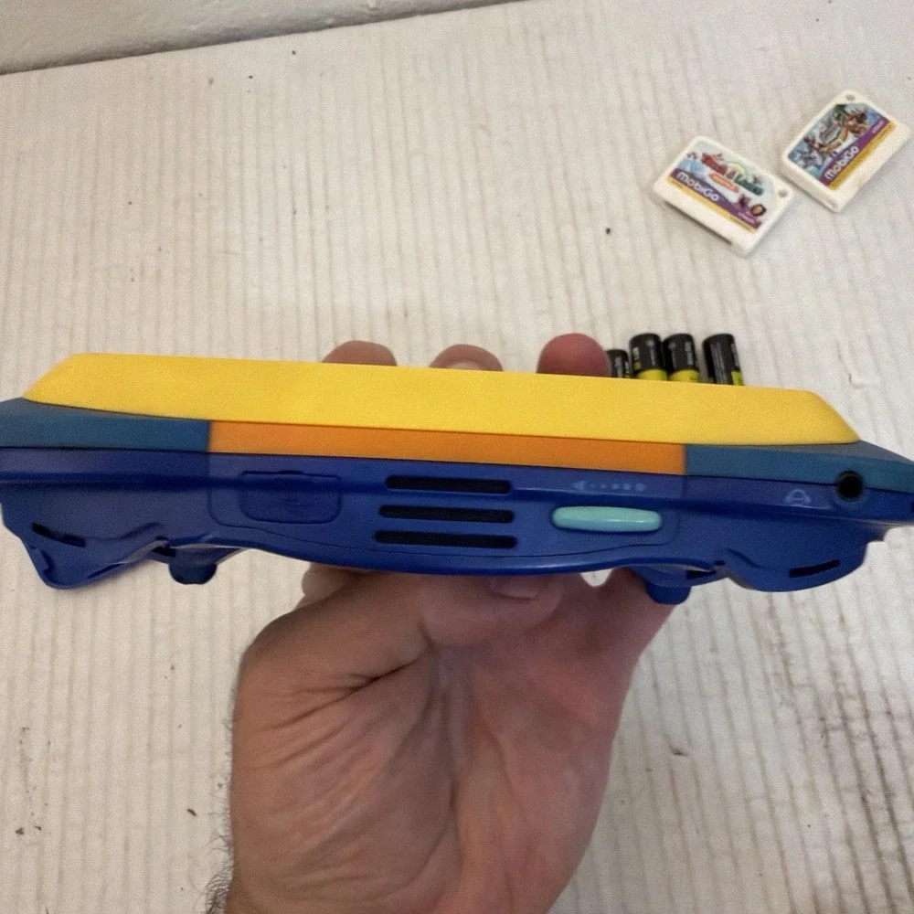 VTech MobiGo Touch Learning System Blue Yellow Handheld Console 2 Games